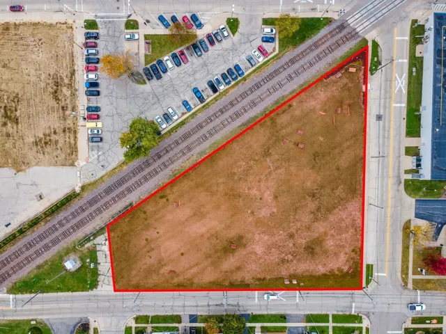 a view of entryway with an outdoor space