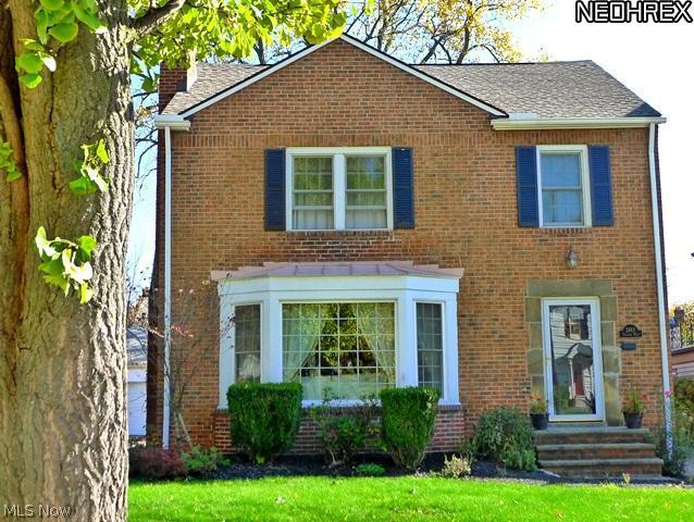 2483 Traymore Road Cleveland, OH 44118 - Photo 1 of 22 Gallery Image 1