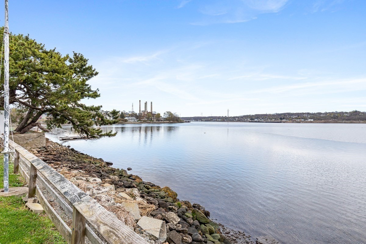 1292 Riverside Avenue Somerset, MA 02726 - Photo 33 of 40 Gallery Image 33