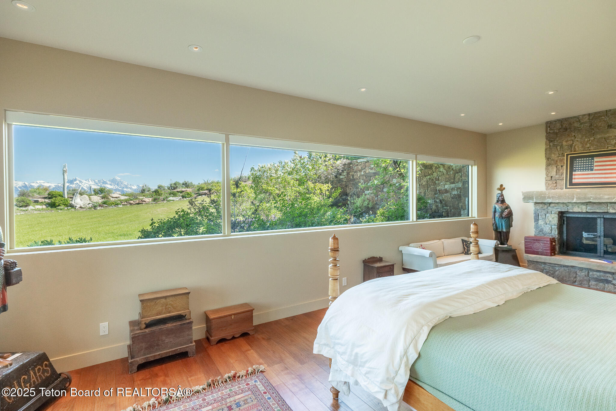 1435 Lower Ridge Road Jackson, WY 83001 - Photo 31 of 50 27. Guest Bedroom #2