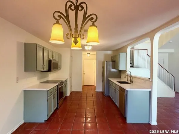 $1,650 | 7935 Woodchase, San Antonio, TX 78240