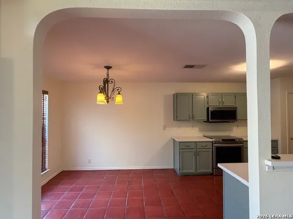 $1,650 | 7935 Woodchase, San Antonio, TX 78240