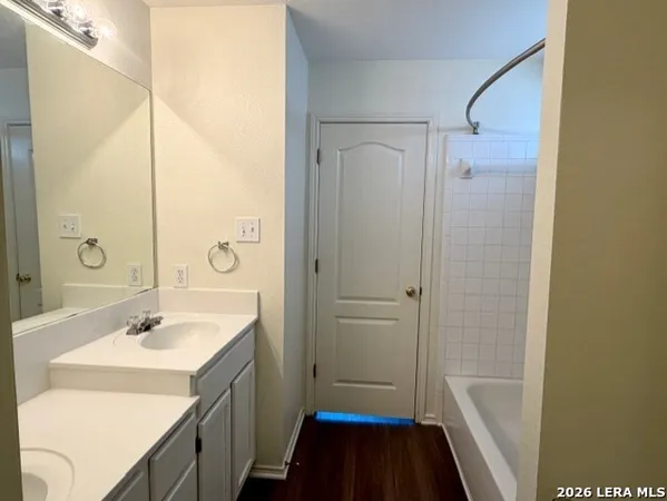 $1,650 | 7935 Woodchase, San Antonio, TX 78240