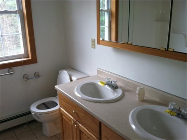 458 Old Petersham Road Barre, MA 01005 - Photo 6 of 19