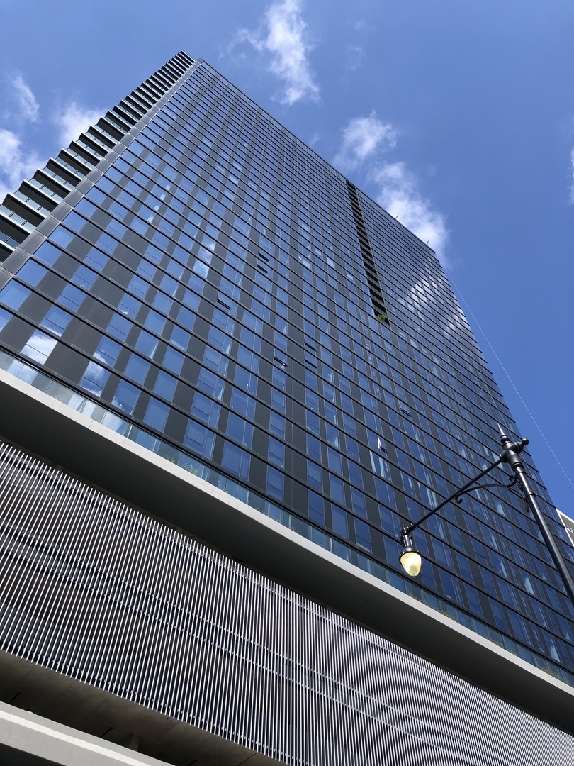 234 West Polk Street, Unit 2610 Chicago, IL 60605 - Photo 8 of 43