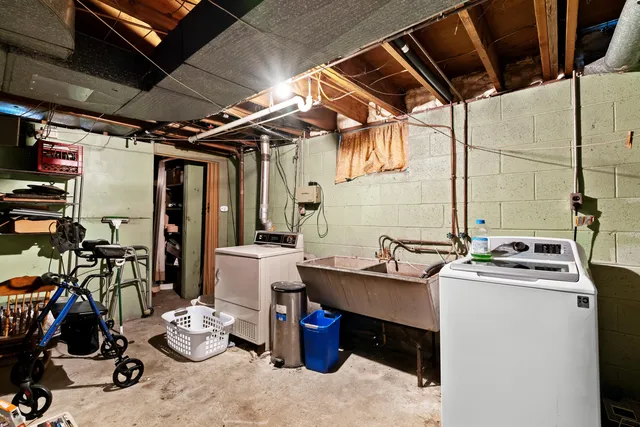 $160,000 | 1814 Mc Phail Street, Flint, MI 48503