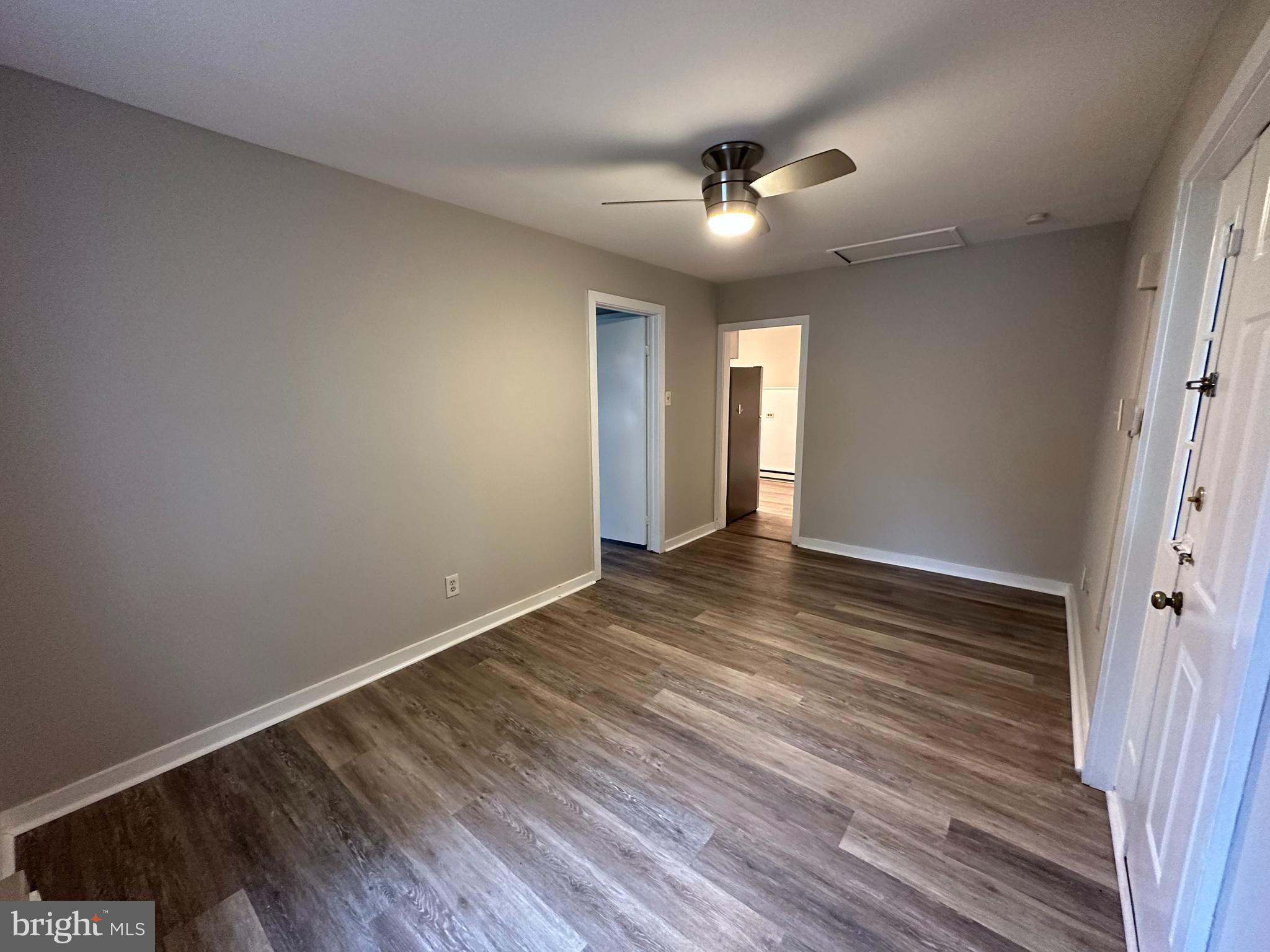 3304 Swede Road Norristown, PA 19401 - Photo 5 of 12 Living room