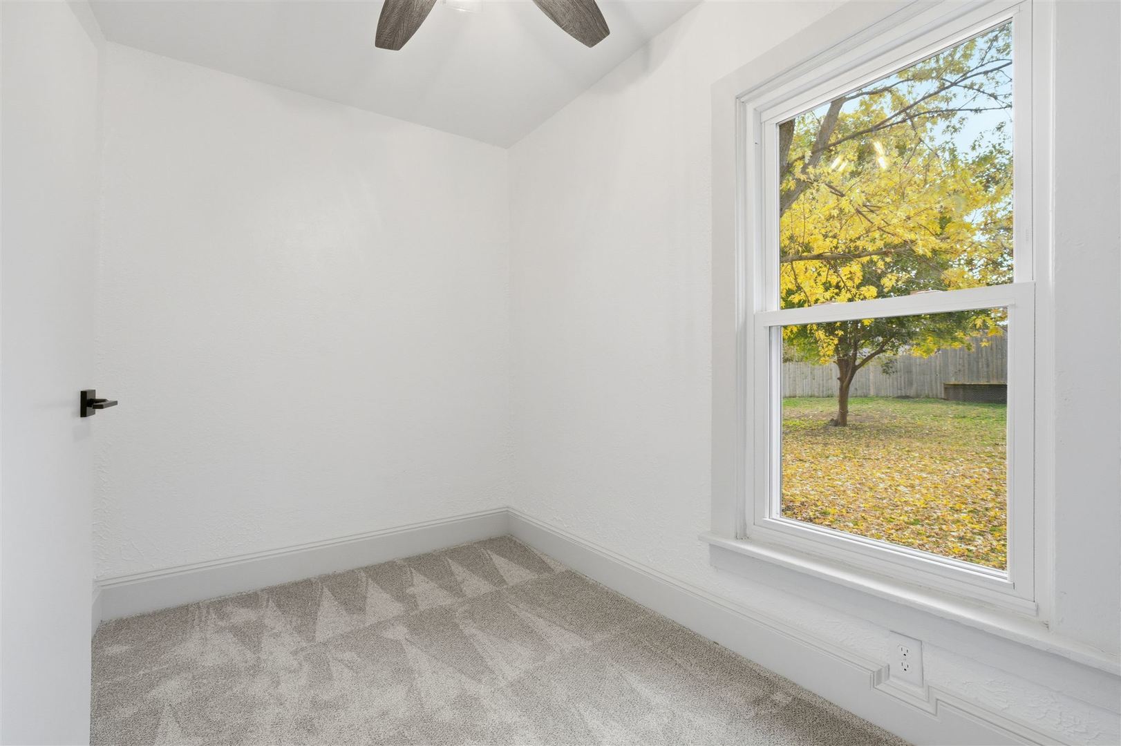 807 North Morris Avenue Bloomington, IL 61701 - Photo 14 of 25