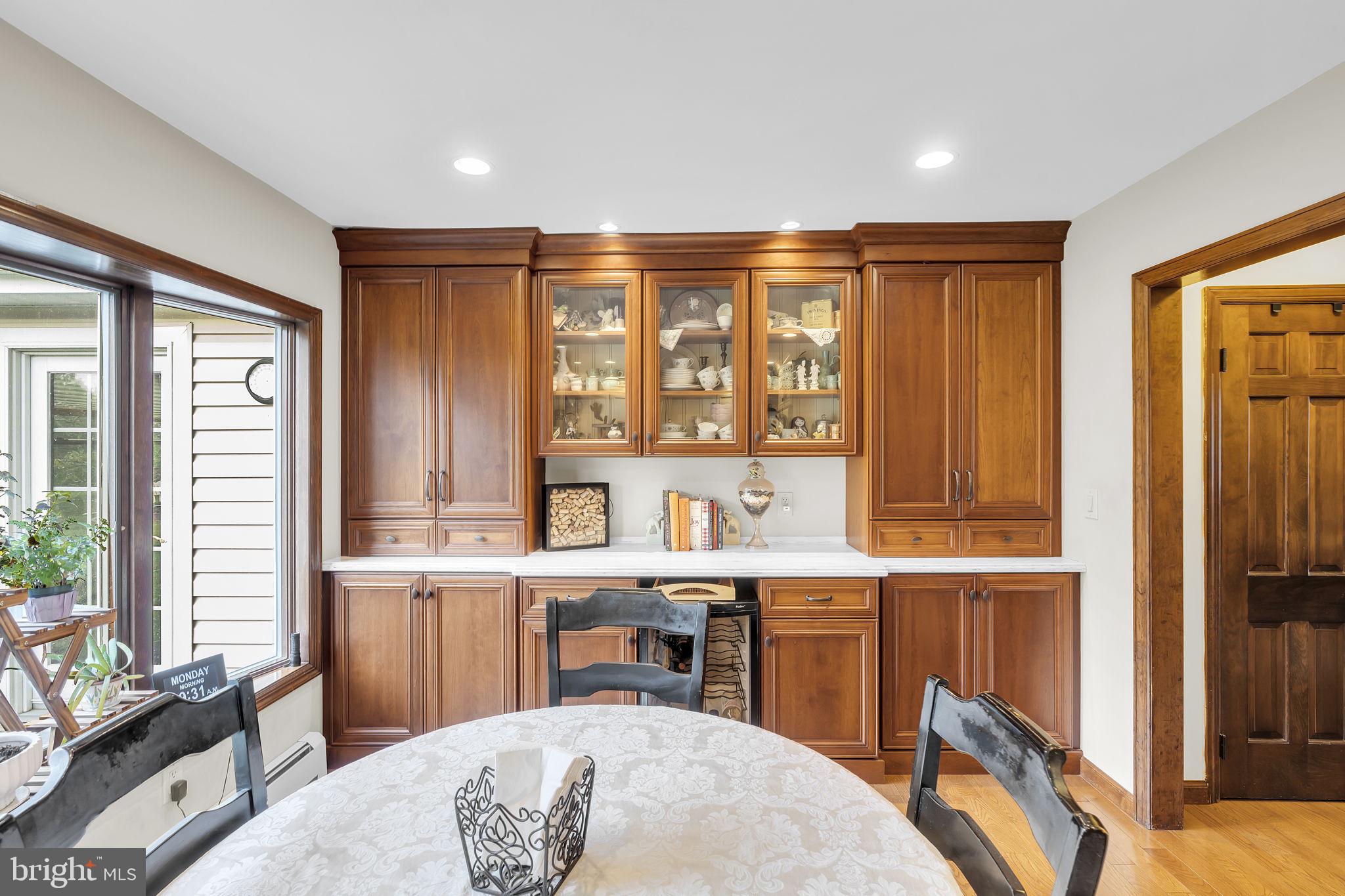 354 Old York Road Hamilton, NJ 08620 - Photo 15 of 49 Gallery Image 15