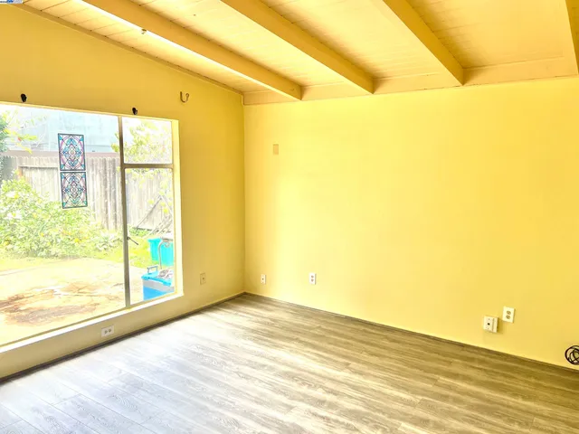 $575,000 | 739 M Street, Davis, CA 95616