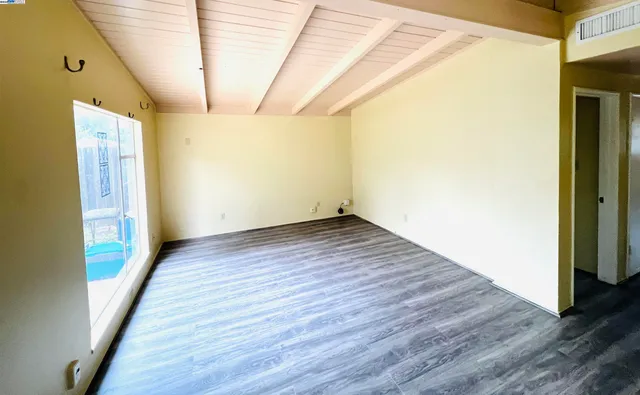 $575,000 | 739 M Street, Davis, CA 95616