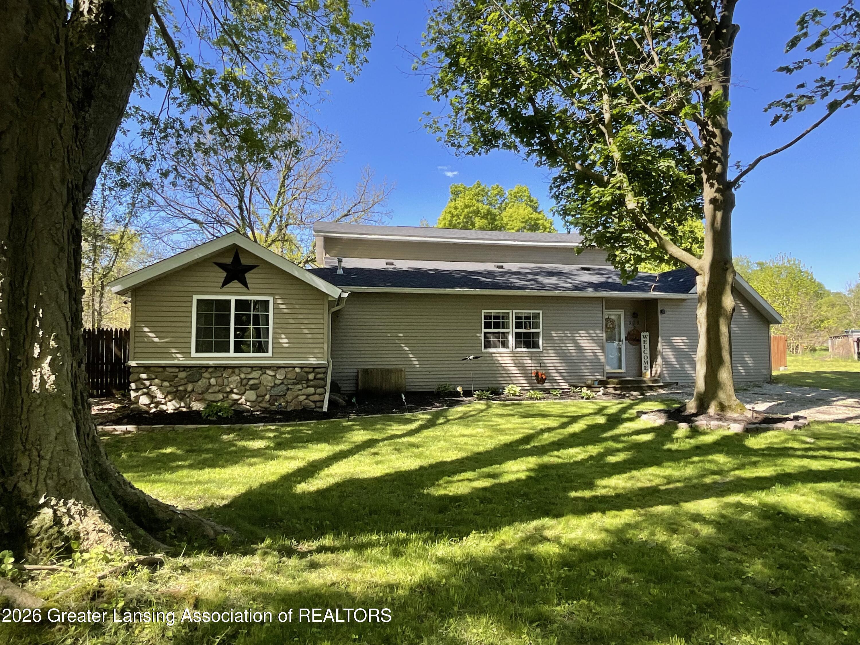 309 Olivet Road Bellevue, MI 49021 - Photo 1 of 37 309 Olivet St