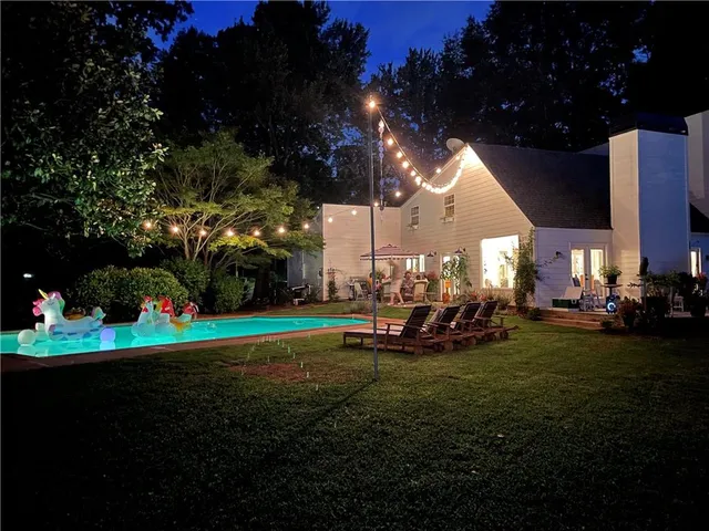 $1,500,000 | 216 Don John Trail, Woodstock, GA 30189