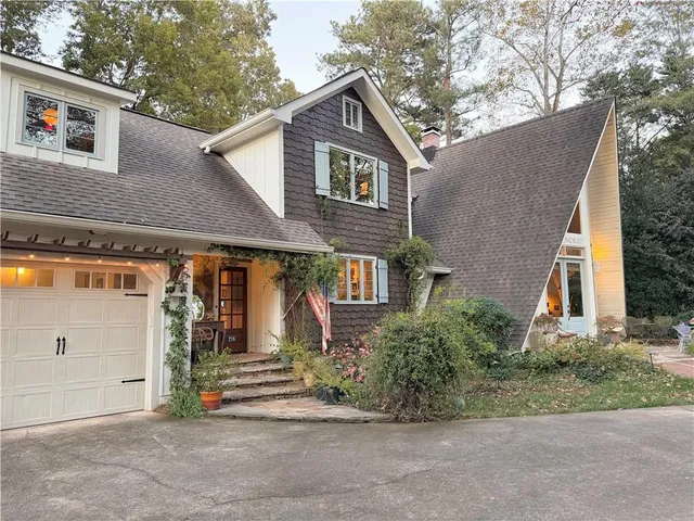 $1,500,000 | 216 Don John Trail, Woodstock, GA 30189