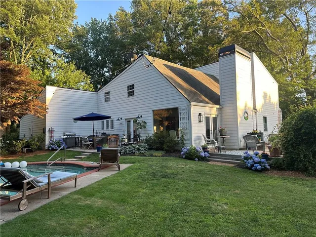 $1,500,000 | 216 Don John Trail, Woodstock, GA 30189