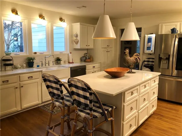 $1,500,000 | 216 Don John Trail, Woodstock, GA 30189