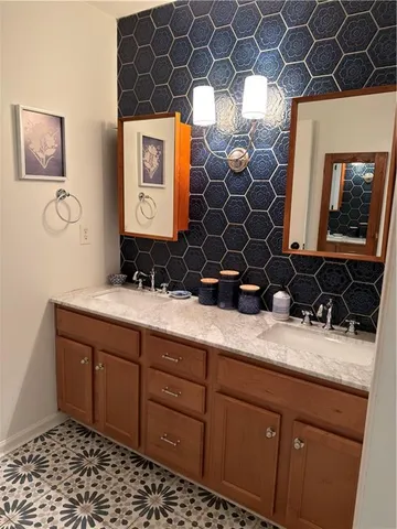 $1,500,000 | 216 Don John Trail, Woodstock, GA 30189