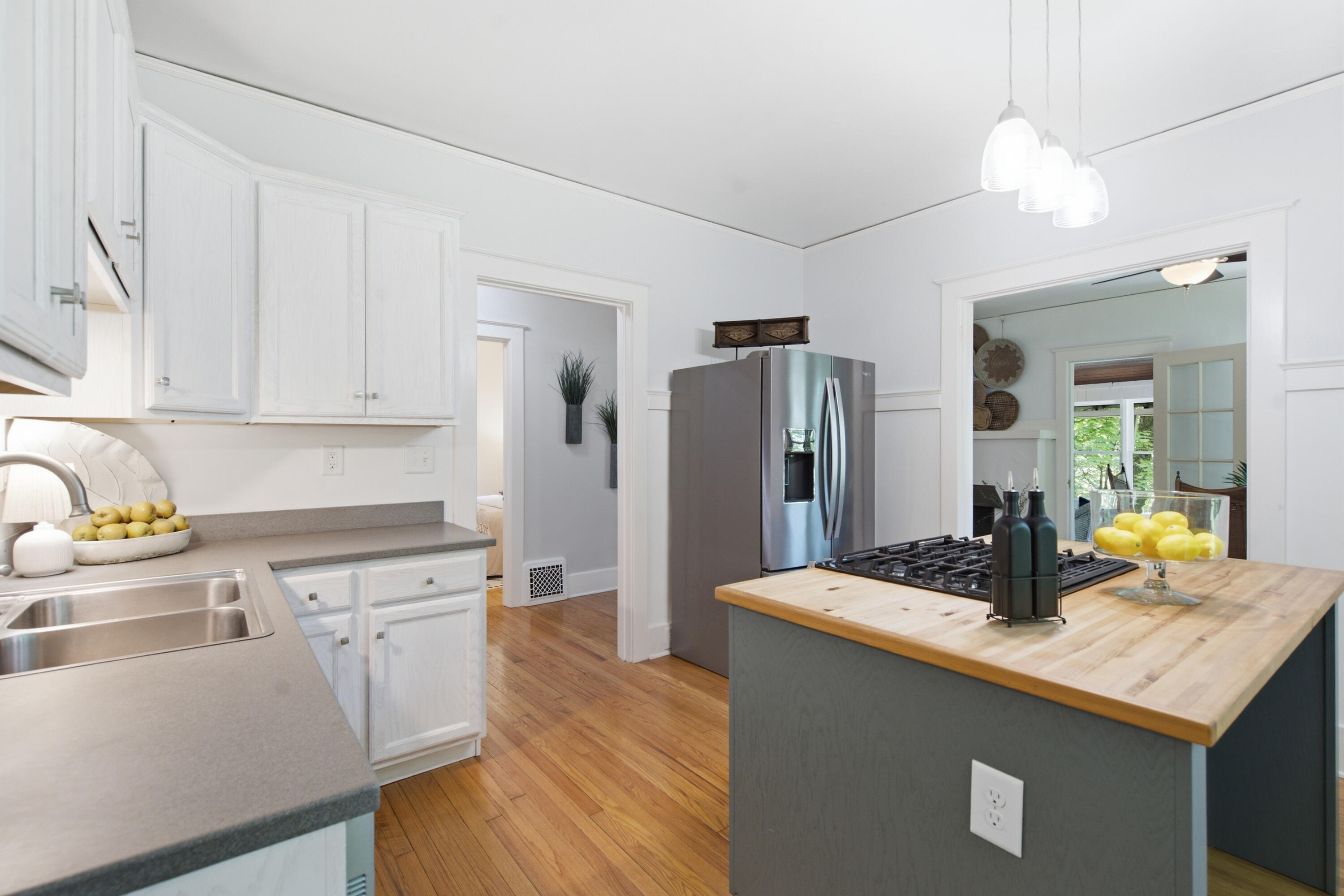 2125 Ridge Road Kalamazoo, MI 49008 - Photo 16 of 46 DSC06323