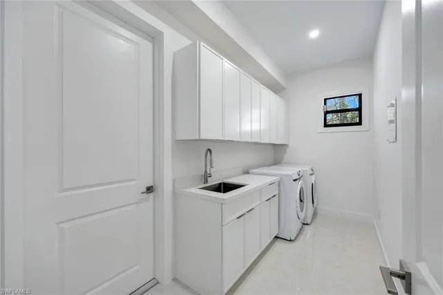 $1,590,000 | 1312 Trail Terrace Drive, Naples, FL 34103