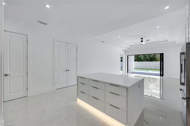 $1,590,000 | 1312 Trail Terrace Drive, Naples, FL 34103