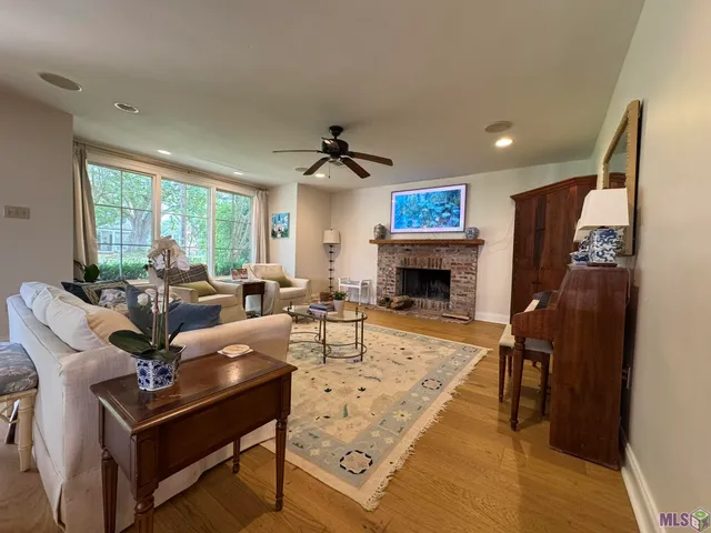 $3,500 | 735 Dubois Drive, Baton Rouge, LA 70808