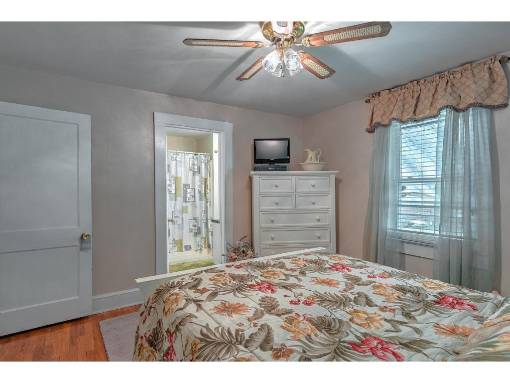 2160 Old Lewis Road Johnson City, TN 37601 - Photo 16 of 28 Photo 16