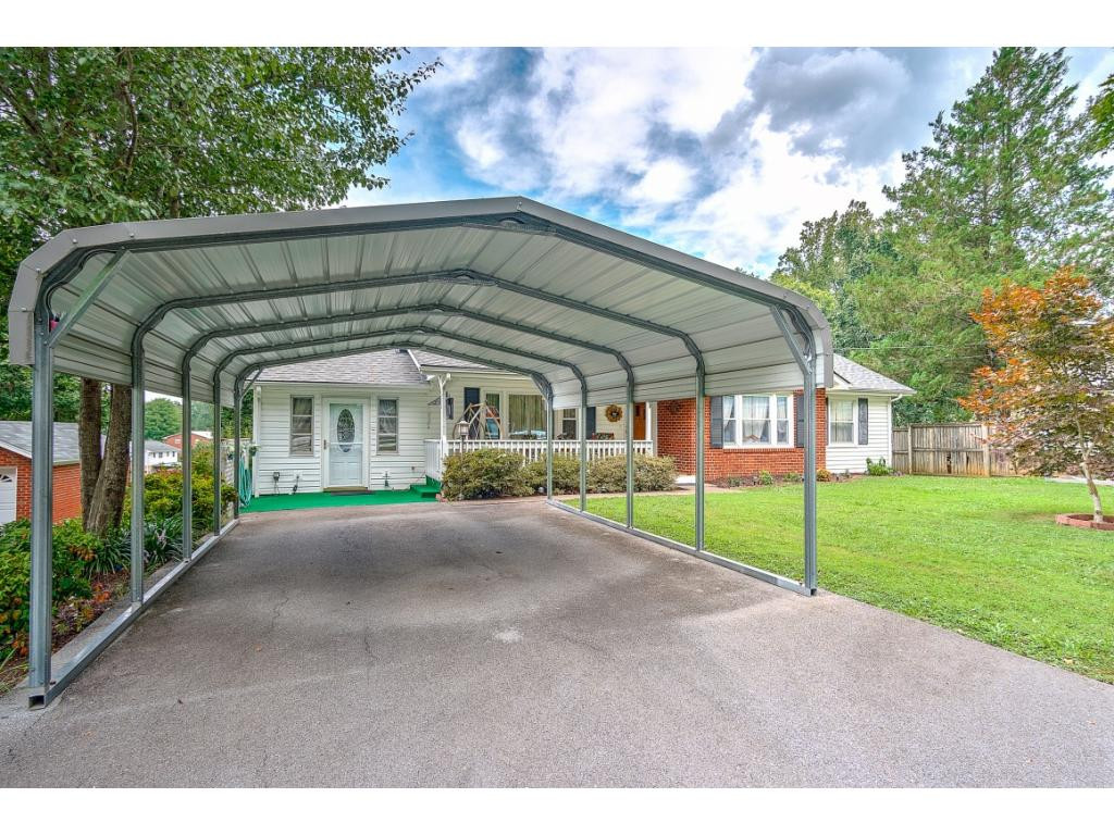 2160 Old Lewis Road Johnson City, TN 37601 - Photo 3 of 28 Photo 3