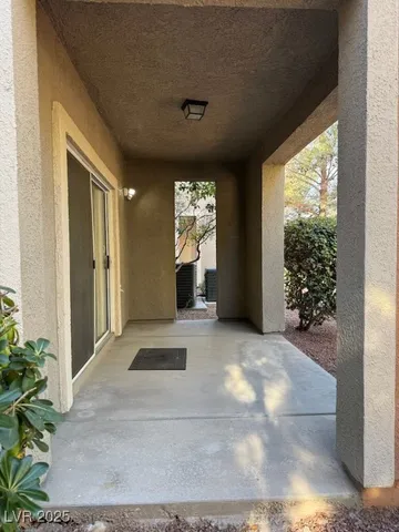 $425,000 | 812 Peachy Canyon Circle, Unit 103, Las Vegas, NV 89144