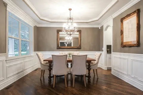 $1,100,000 | 1063 Osterman Avenue, Deerfield, IL 60015