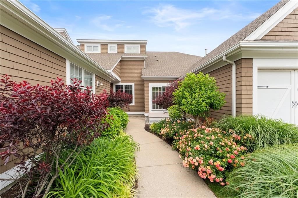 83 Waters Edge Street, Unit 24 Tiverton, RI 02878 - Photo 3 of 41