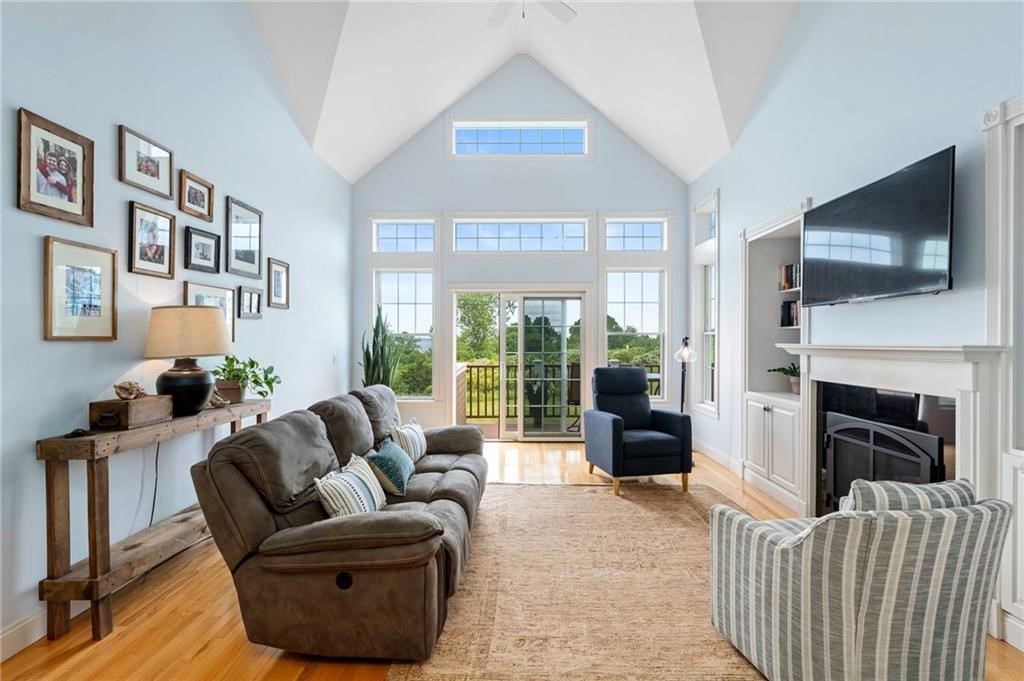 83 Waters Edge Street, Unit 24 Tiverton, RI 02878 - Photo 10 of 41