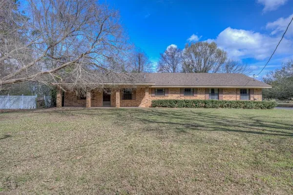 $197,000 | 816 Bogan Lane, Coushatta, LA 71019