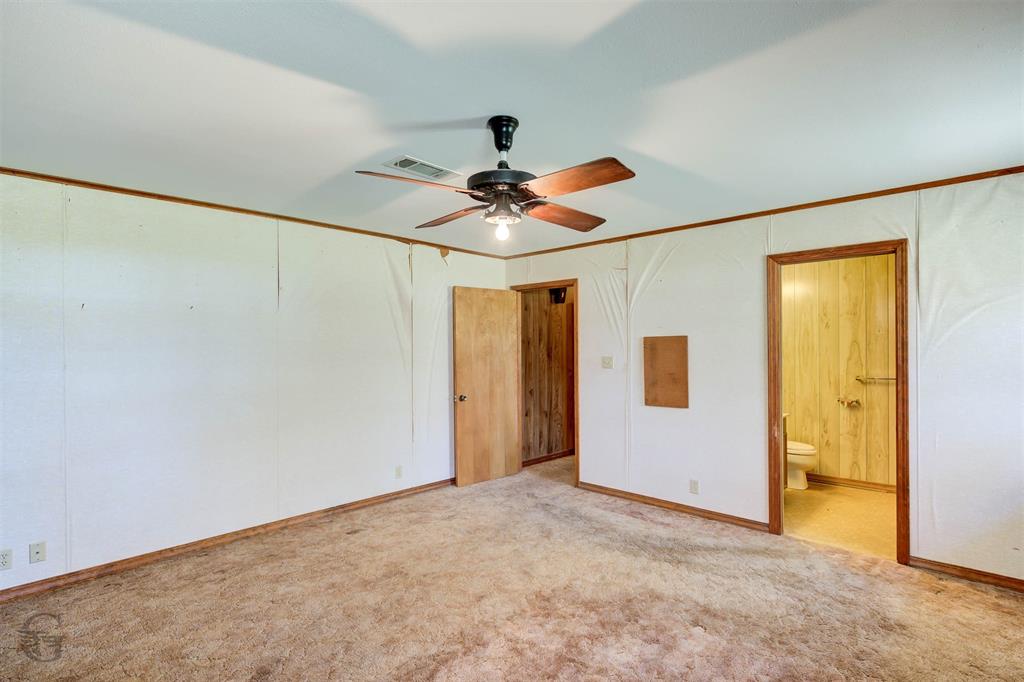 816 Bogan Lane Coushatta, LA 71019 - Photo 18 of 19 a very nice looking room with a ceiling fan