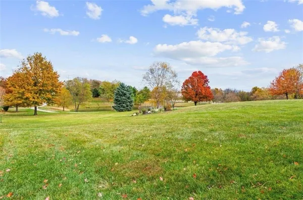 $640,000 | 8801 North Farley Avenue, Kansas City, MO 64157