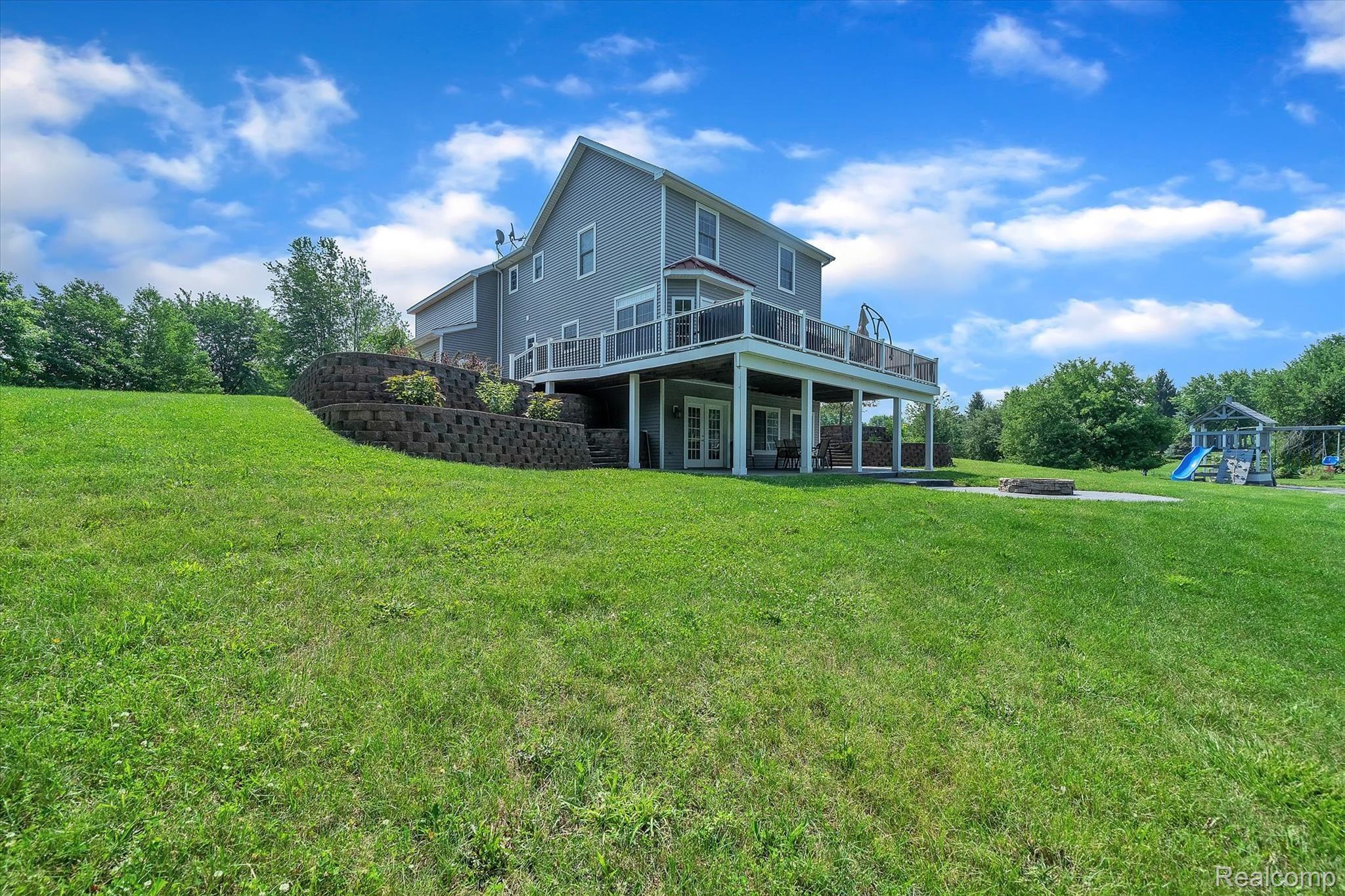 1039 East Davis Road Howell, MI 48843 - Photo 34 of 41 40-1039 E Davis Rd-Windowstill Real Estate Photography-40.jpg