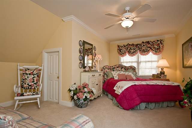 102 Powers Garden Road Simpsonville, SC 29681 - Photo 17 of 25 Gallery Image 17