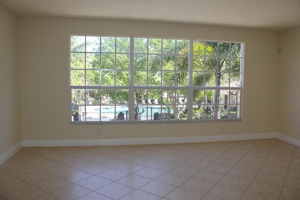 5725 Northeast Verde Circle Boca Raton, FL 33487 - Photo 12 of 21 IMG_2296
