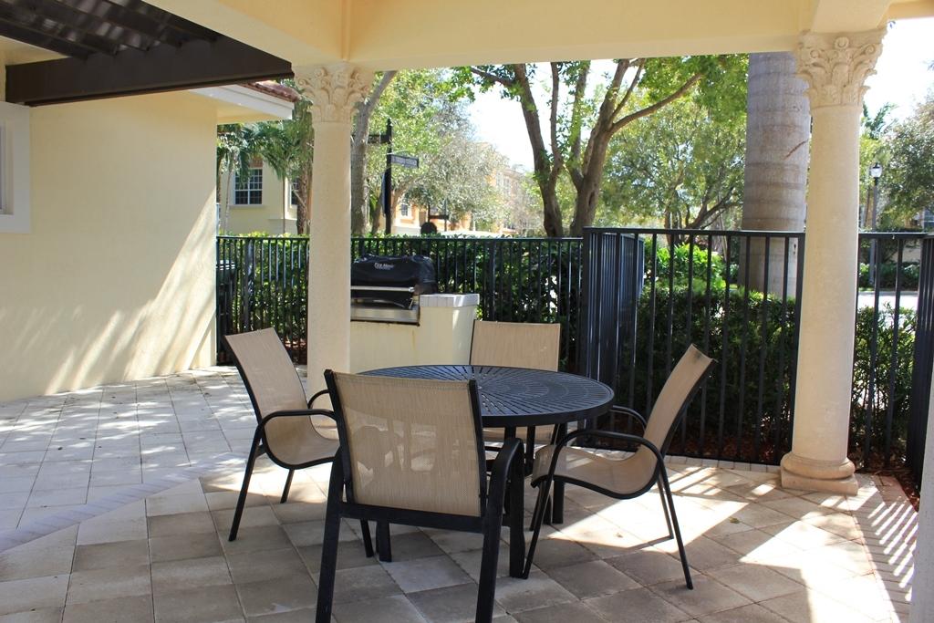 5725 Northeast Verde Circle Boca Raton, FL 33487 - Photo 20 of 21 IMG_2350
