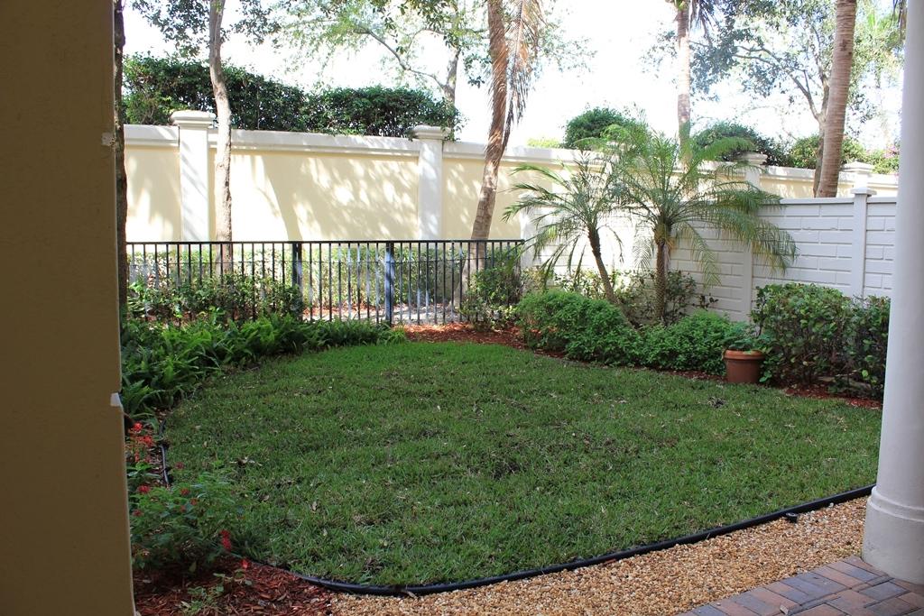 5725 Northeast Verde Circle Boca Raton, FL 33487 - Photo 6 of 21 IMG_2386