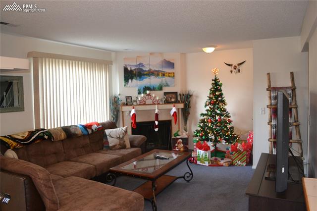 4727 Barnes Road Colorado Springs, CO 80917 - Photo 9 of 18