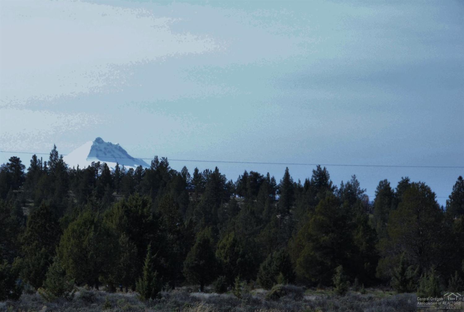 131215 Southwest Chipmunk Road Terrebonne, OR 97760 - Photo 6 of 17 Peak a Boo view of the mountains to the