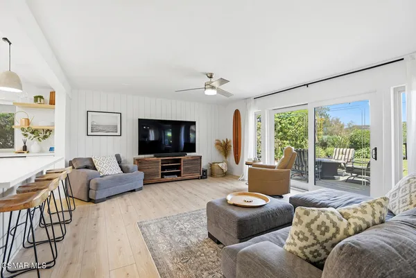 $1,399,999 | 3922 Calle Del Sol, Thousand Oaks, CA 91360