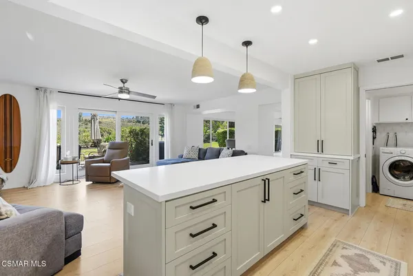 $1,399,999 | 3922 Calle Del Sol, Thousand Oaks, CA 91360