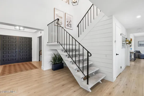 $1,399,999 | 3922 Calle Del Sol, Thousand Oaks, CA 91360