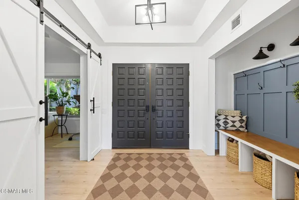 $1,399,999 | 3922 Calle Del Sol, Thousand Oaks, CA 91360