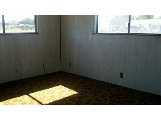 380 Lone Tree Road Hollister, CA 95023 - Photo 4 of 10 Gallery Image 4