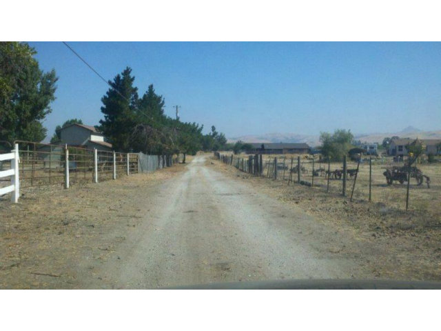 380 Lone Tree Road Hollister, CA 95023 - Photo 10 of 10 Gallery Image 10