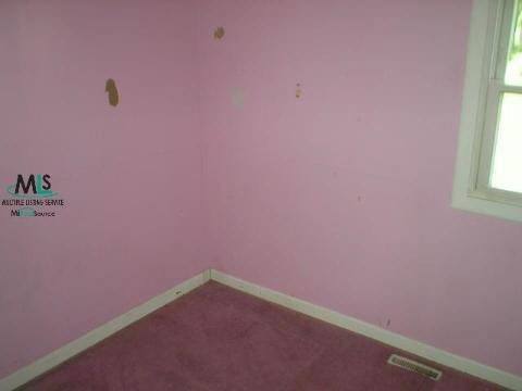 3302 Ravenswood Road Port Huron, MI 48060 - Photo 6 of 11 202394-5.JPG