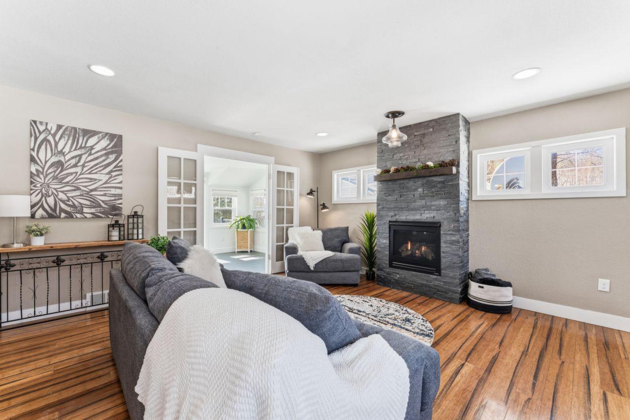 348 105th Street Northwest Oronoco, MN 55960 - Photo 10 of 50