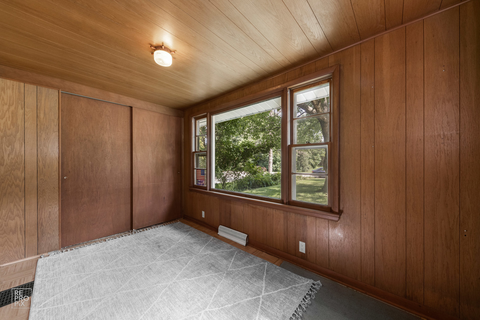 1382 Raymond Street South Elgin, IL 60177 - Photo 4 of 14 wooden floor and windows in a room